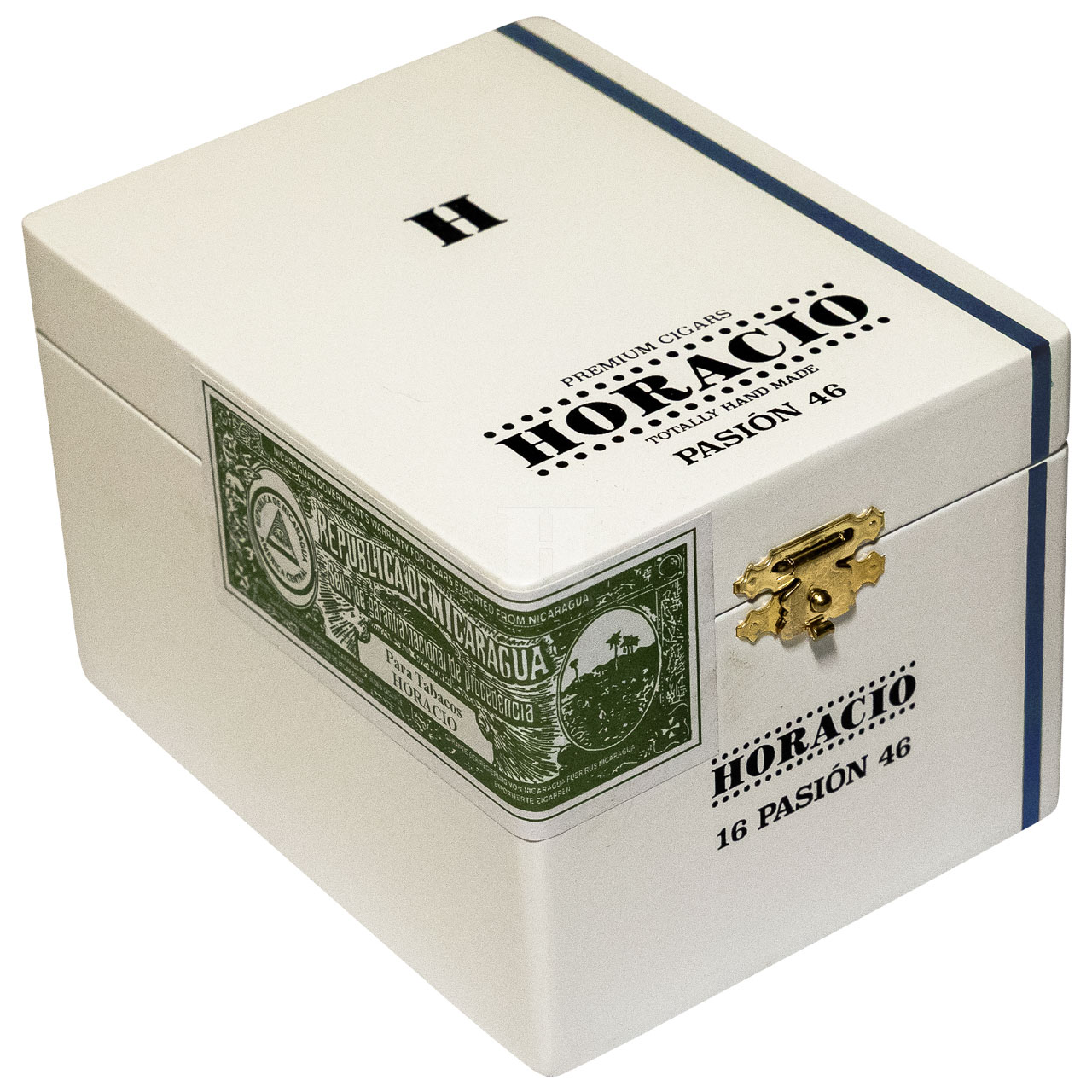 Horacio Pasion 46 box close angle